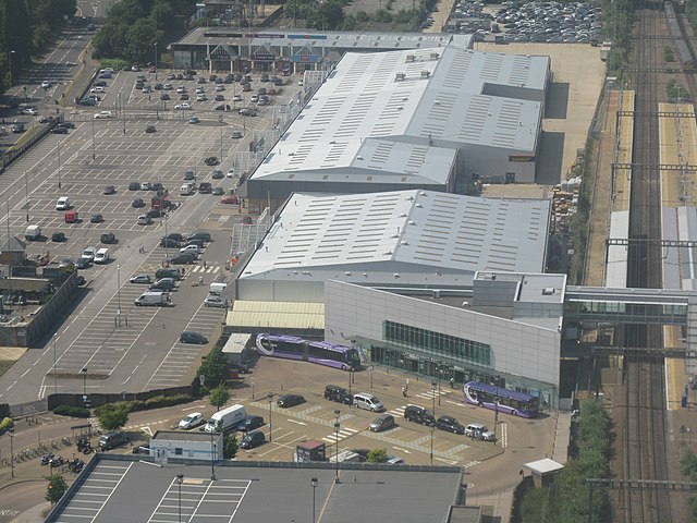 Cheap Luton Airport Parking img